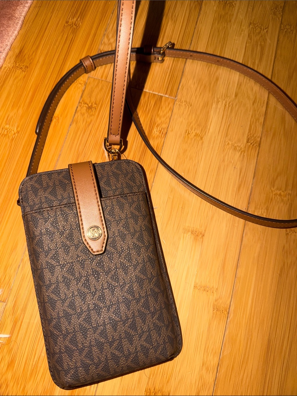 Michael Kors Black & Brown Signature Crossbody Phone Pouch
